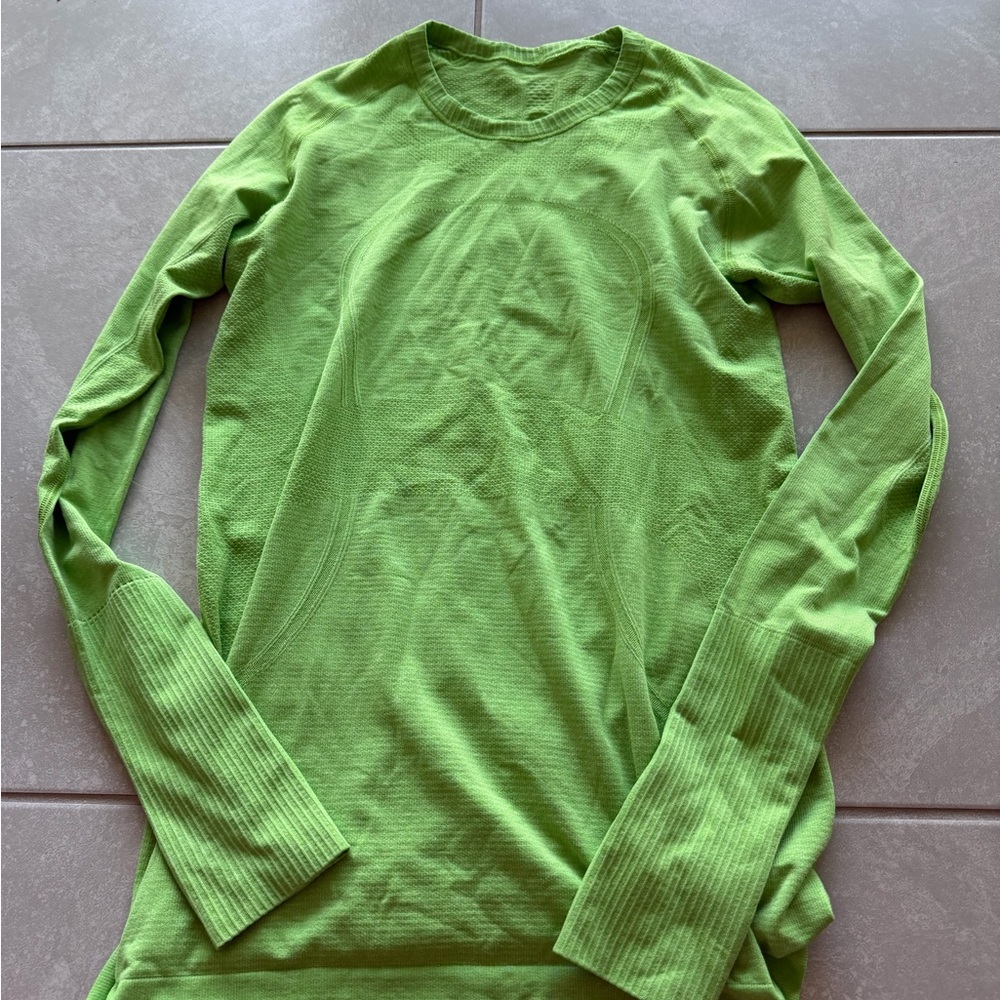 Lululemon light green swiftly tech Lightweight Long-Sleeve Crewneck Top - Picture 6 of 6